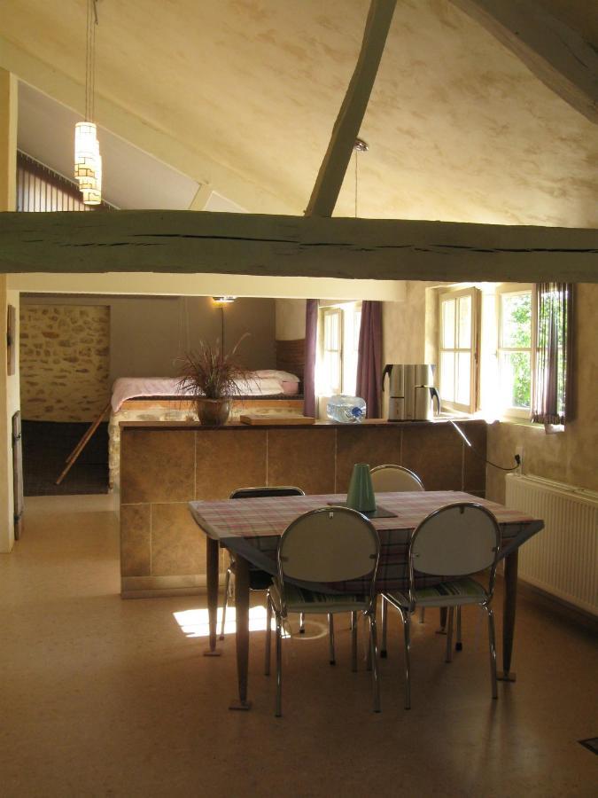 4 Collines Bed and Breakfast Hagnicourt Exteriör bild