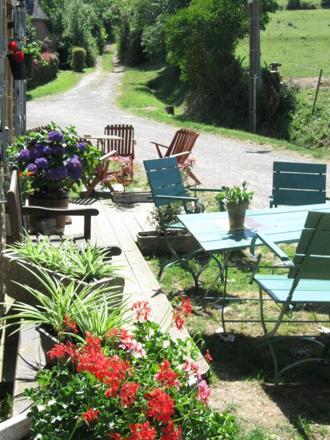 4 Collines Bed and Breakfast Hagnicourt Exteriör bild